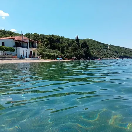 Katerina's Seaside בית נופש לפוקסטרו